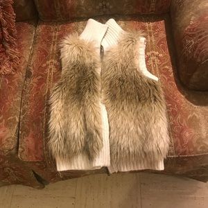 Cute vest with fur